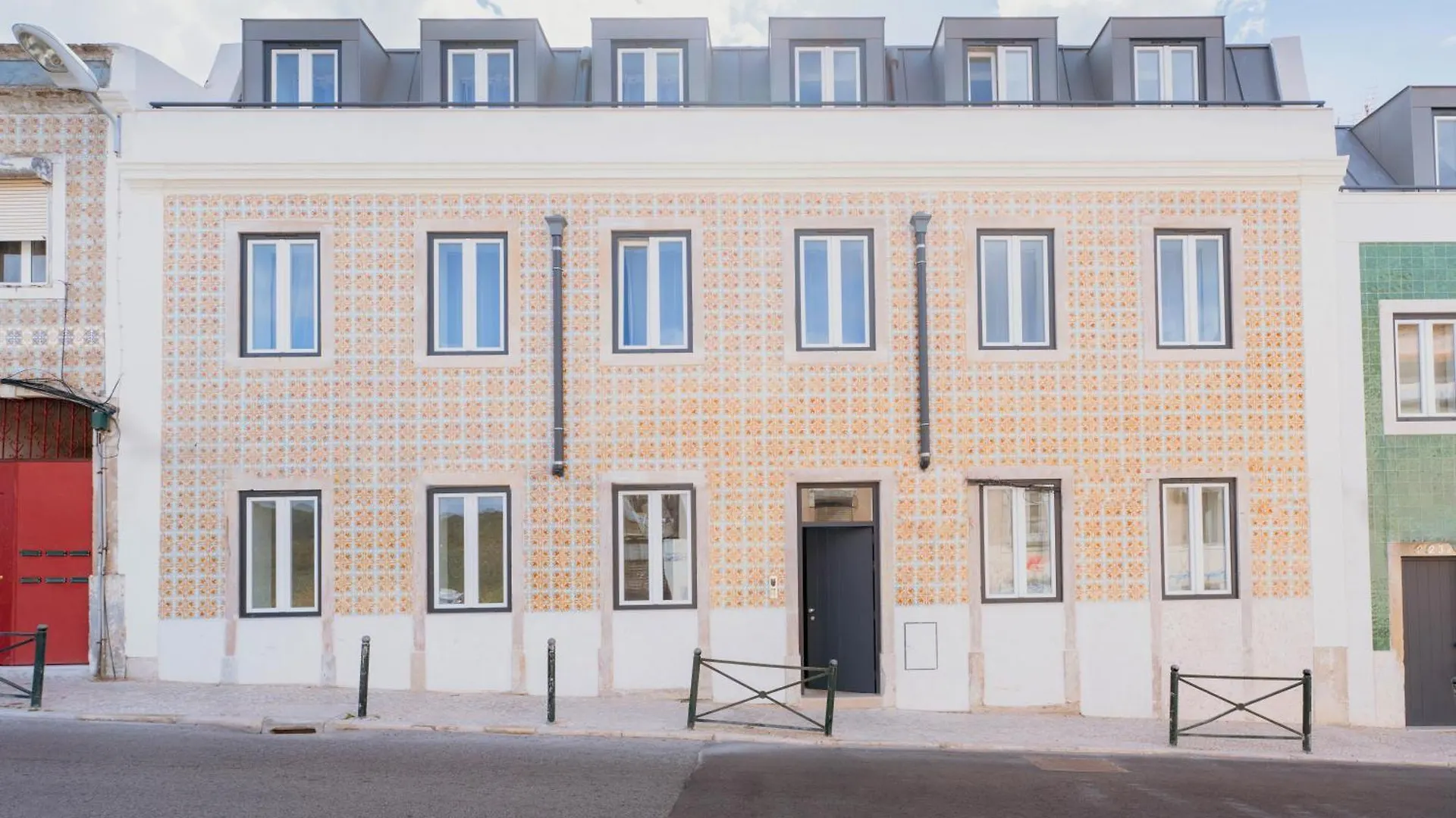 Apartment Mary Orange - No 236 1D - Chick & Cozy Two-Bedroom Stay Lisbon Portugal
