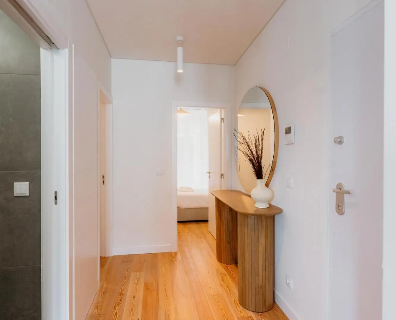 Apartment Mary Orange - No 236 1D - Chick & Cozy Two-Bedroom Stay Lisbon